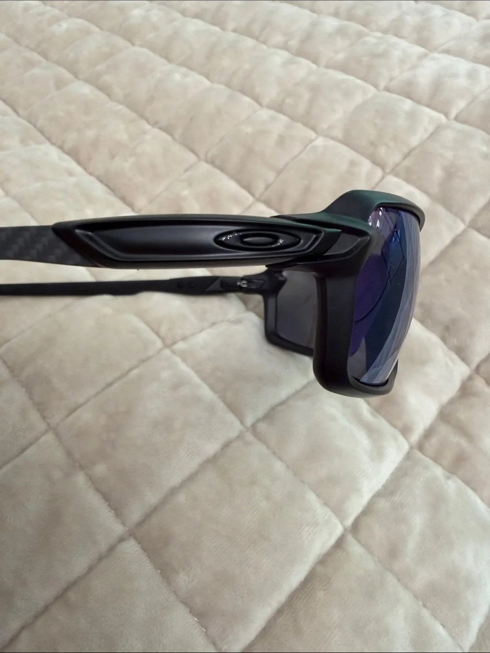 Oakley carbon shift sunglasses